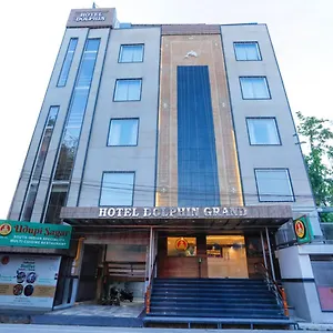 Dolphin Grand Hotel Varanasi